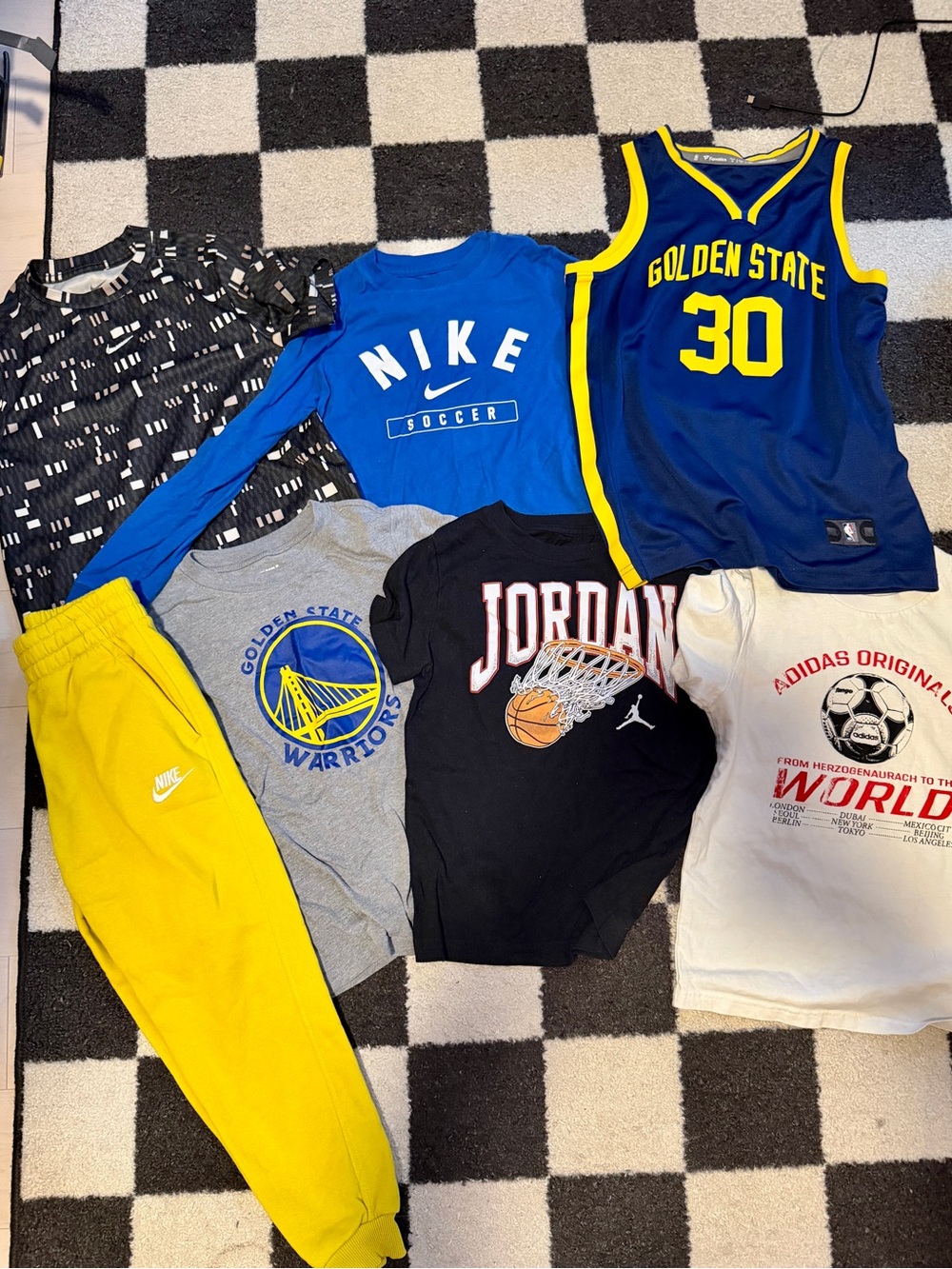 Lot of nike/adidas clothing. Small 6/7